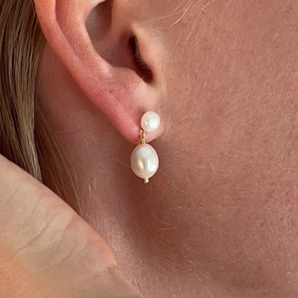 GOLD DOUBLE FRESHWATER PEARL DROP STUD EARRINGS