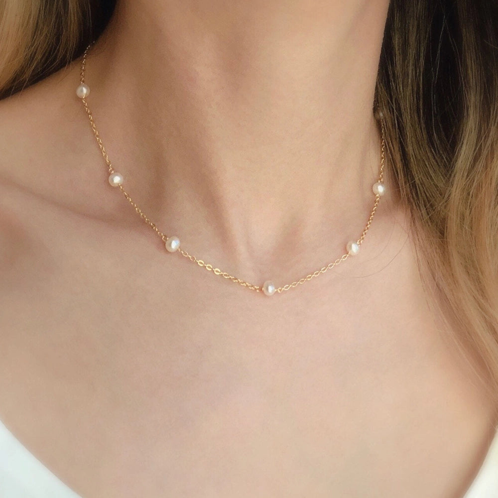 GOLD FRESHWATER PEARL STATION CHOKER