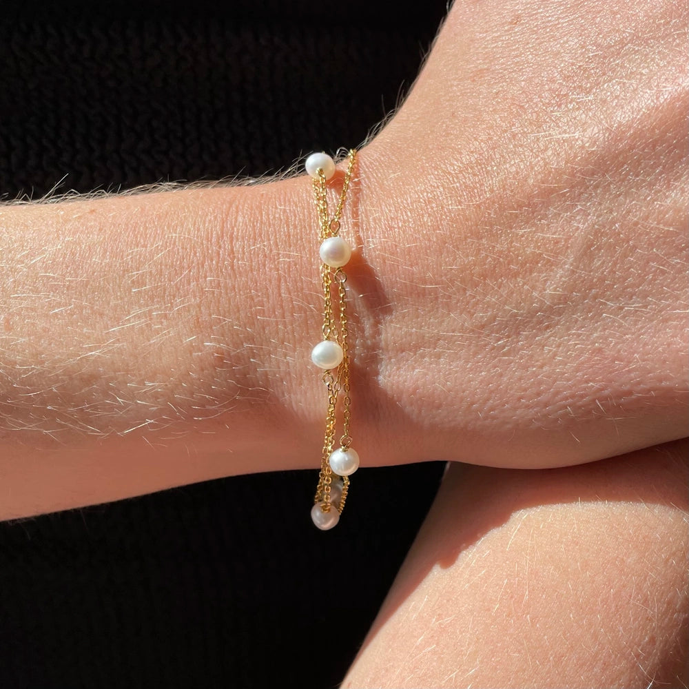 GOLD TRIPLE LAYERED FRESHWATER PEARL BRACELET