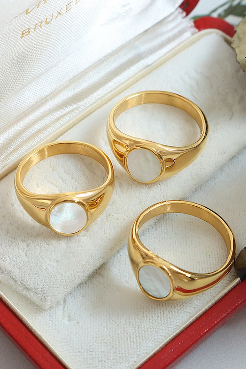 GOLD PEARL RING