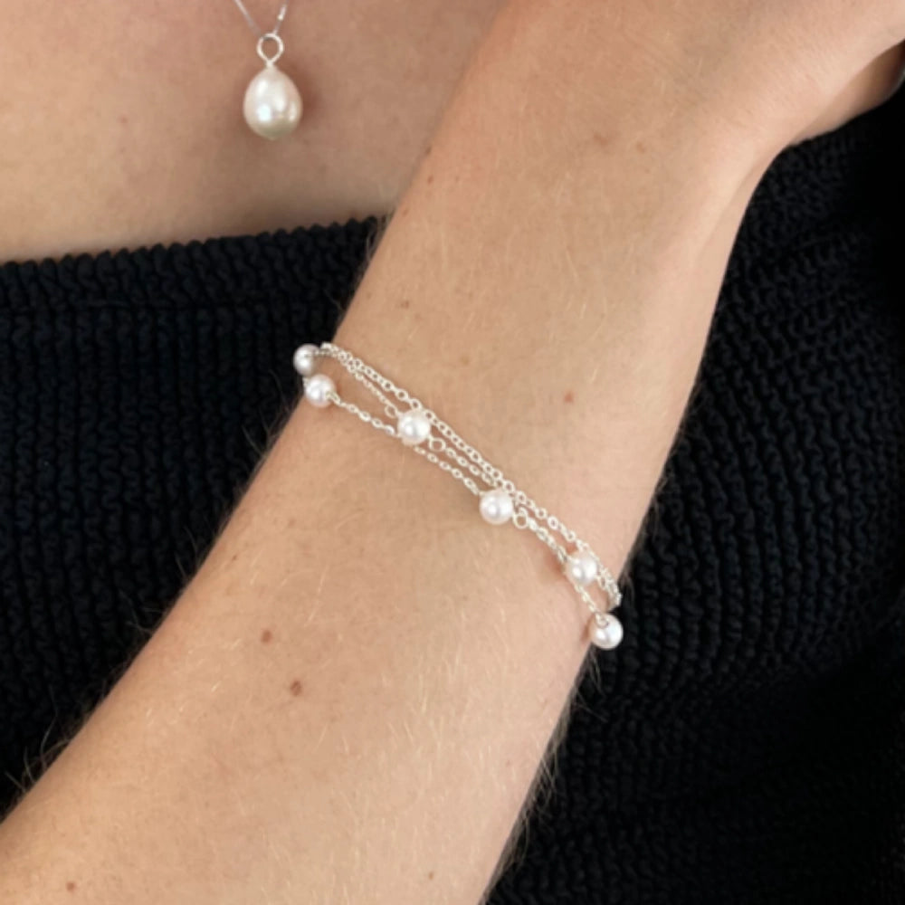 SILVER TRIPLE LAYERED FRESHWATER PEARL BRACELET